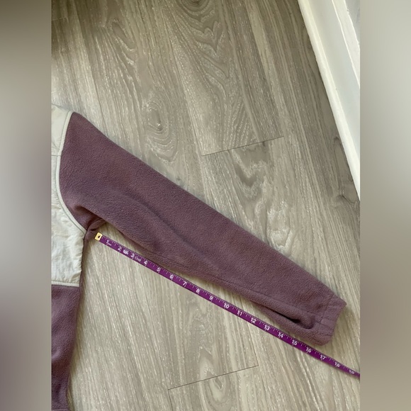 Columbia Mauve and Cream Zip Up Sweater Jacket - Picture 9 of 10